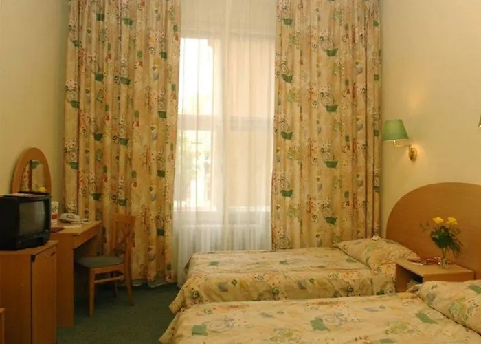 Hunguest Platanus Hotell
