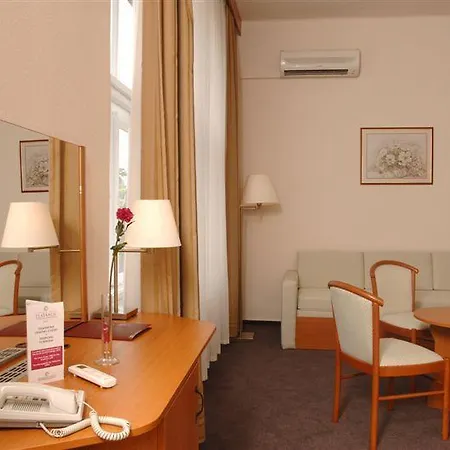 Hotel Hunguest Platanus Budapesta