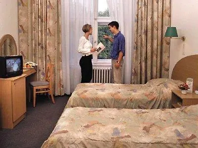 Otel Hunguest Platanus 3*
