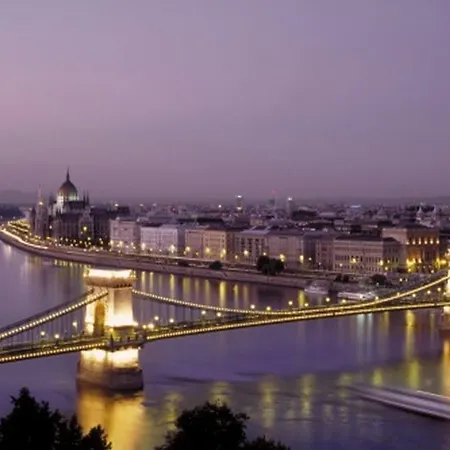 מלון Hunguest Platanus